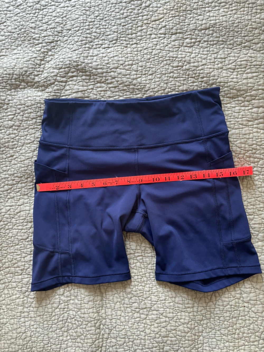 Athleta Navy Ultimate Stash II 7” Short L - Picture 8 of 11